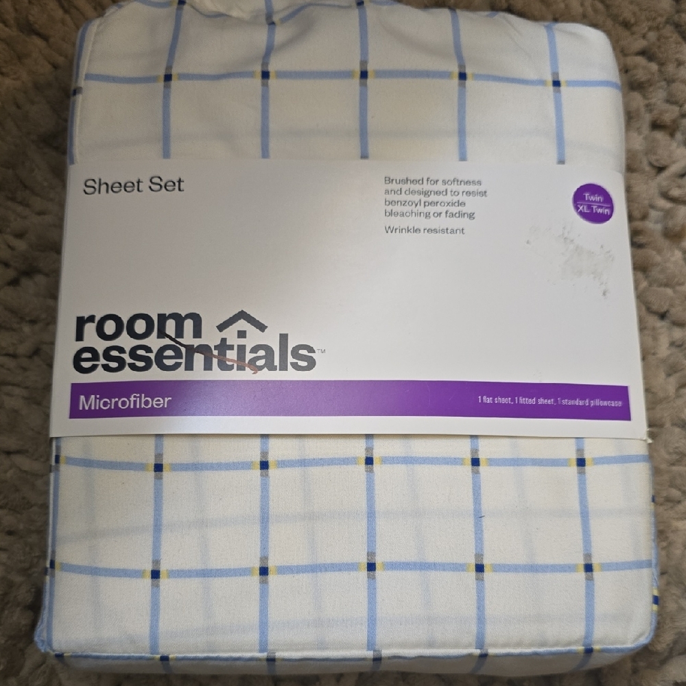 New‎ Room Essentials Blue and White Microfiber Sheet Set Twin XL